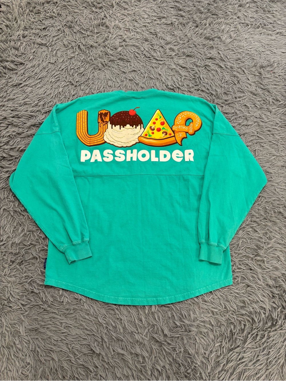 Universal Orlando Annual Passholder Food Spirit Jersey Adult M Teal Long Sleeve